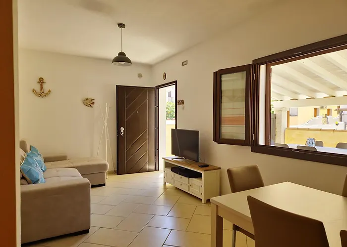 La Casalinda - In Zona Residenziale A E Con Veranda Privata